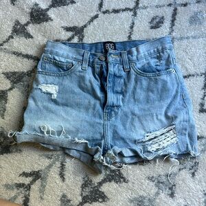 Urban outfitters shorts jean. Size xs or size 2